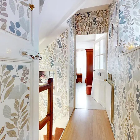 2 Bedroom Gorgeous In